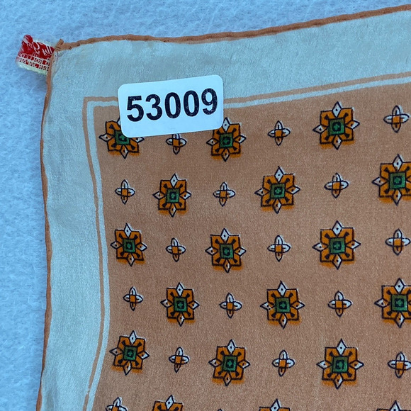 SALLY GEE Handkerchief Silk Hand Rolled Medallion Print Brown VTG 16" x 16" - Picture 11 of 11